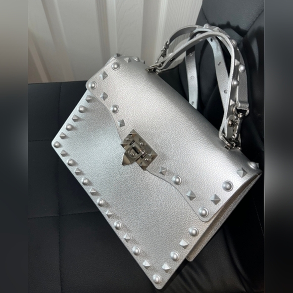 Boutique Handbags - Elegant Studded Bagguette Handbag